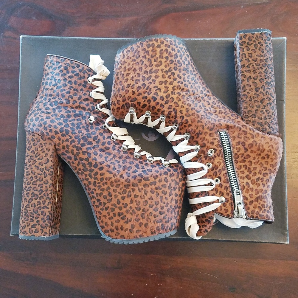 UNIF Hellbounds Leopard Print